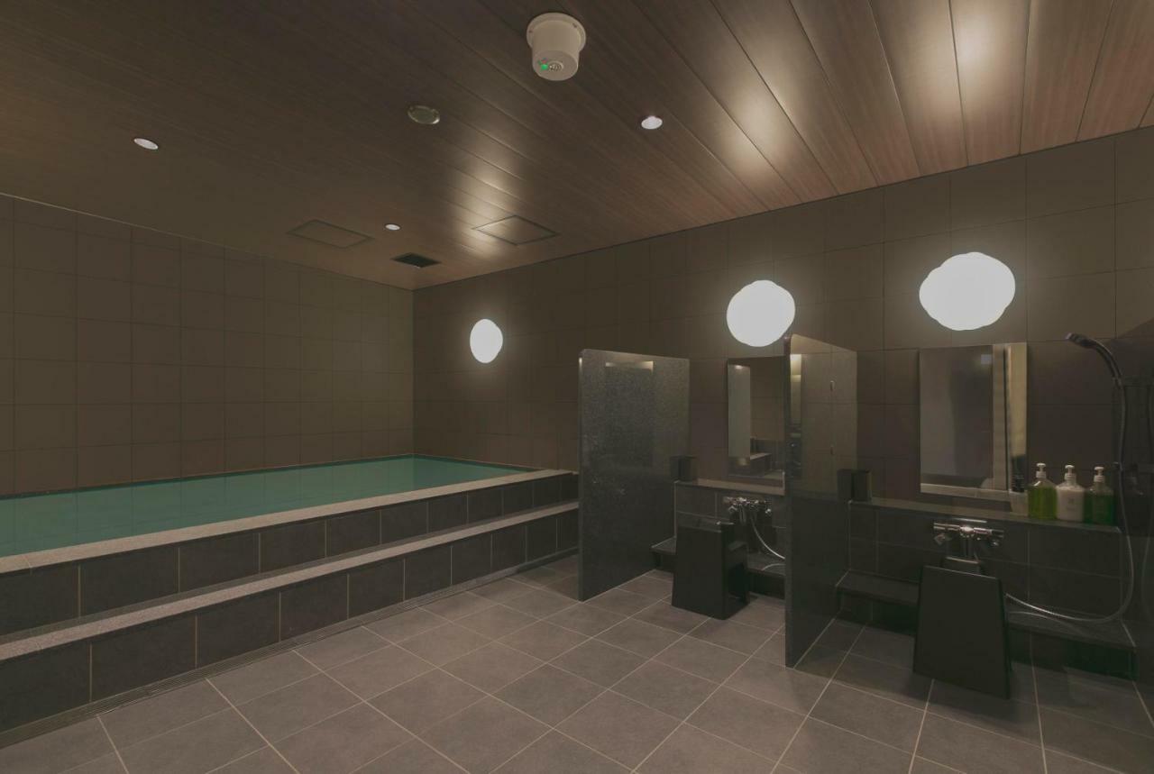 Готель First Cabin Tokyo Dome City Екстер'єр фото